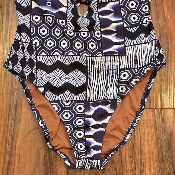 Bleu Rod Beattie Island Time One Piece - Picture 8 of 16